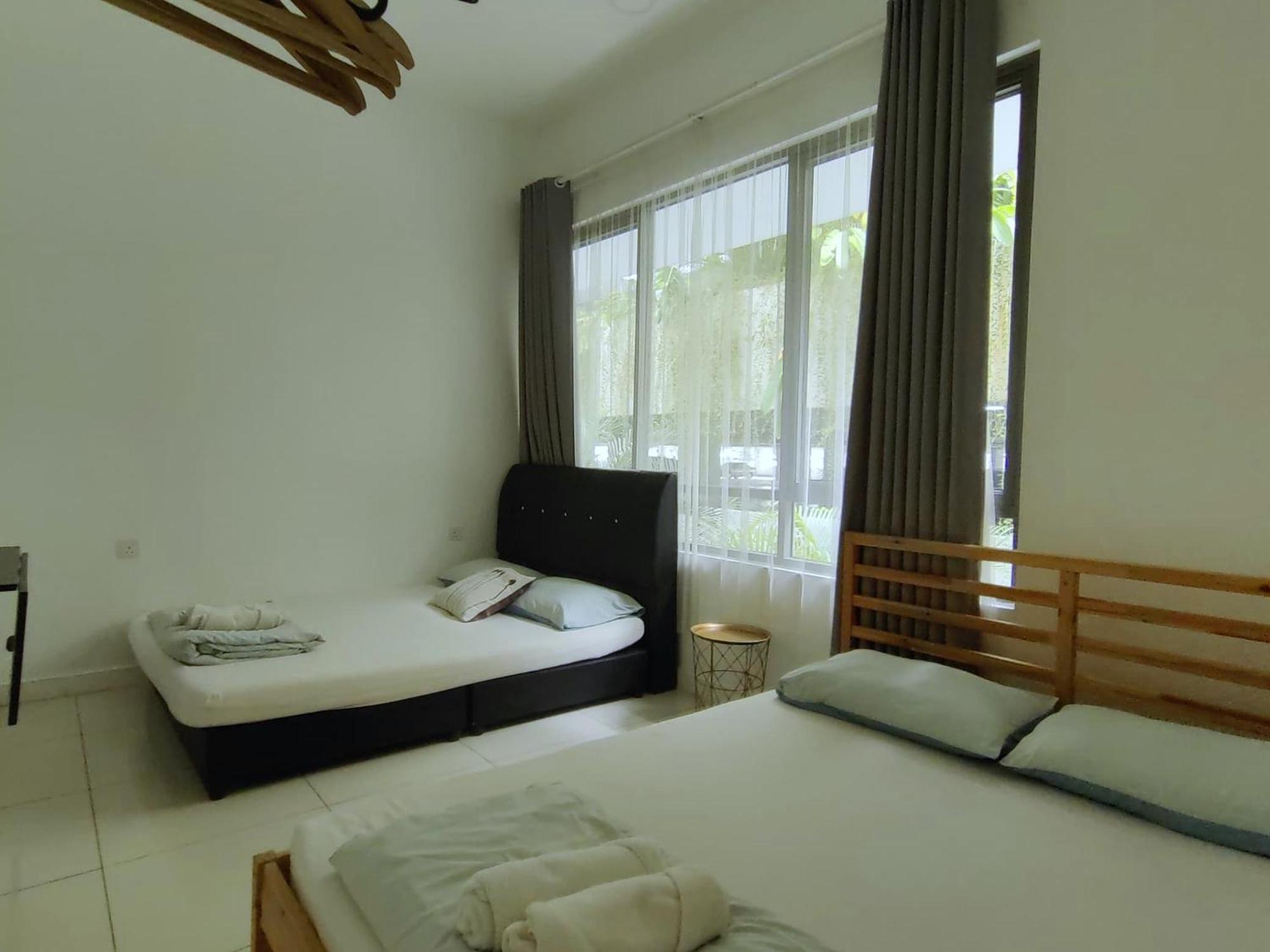 Homezstay Soho Timesquare Мири Екстериор снимка